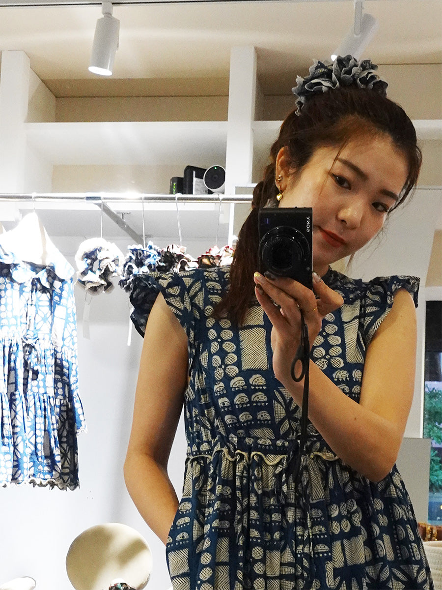 Big Scrunchie-Neela wave