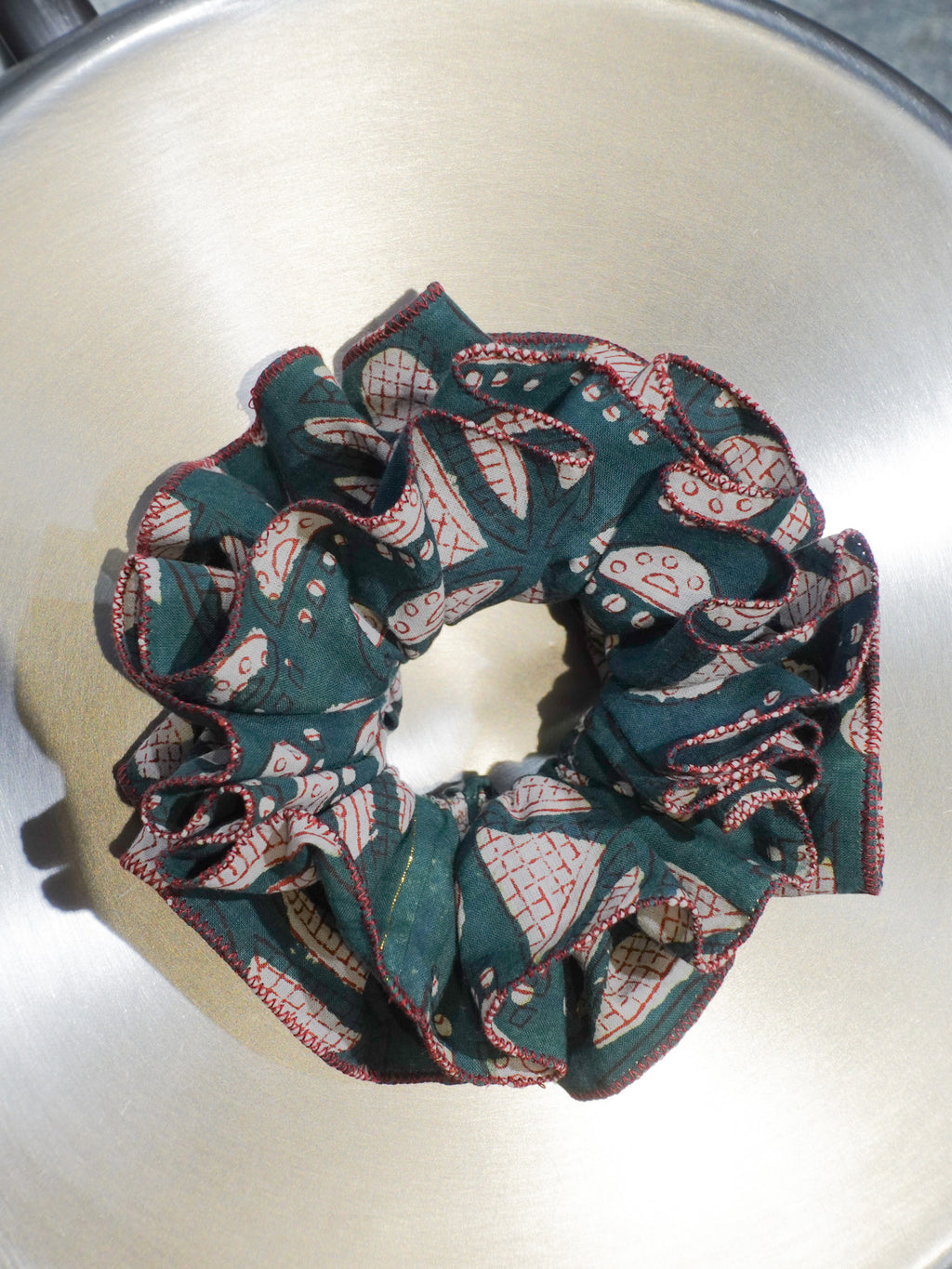 Big Scrunchie-Harita