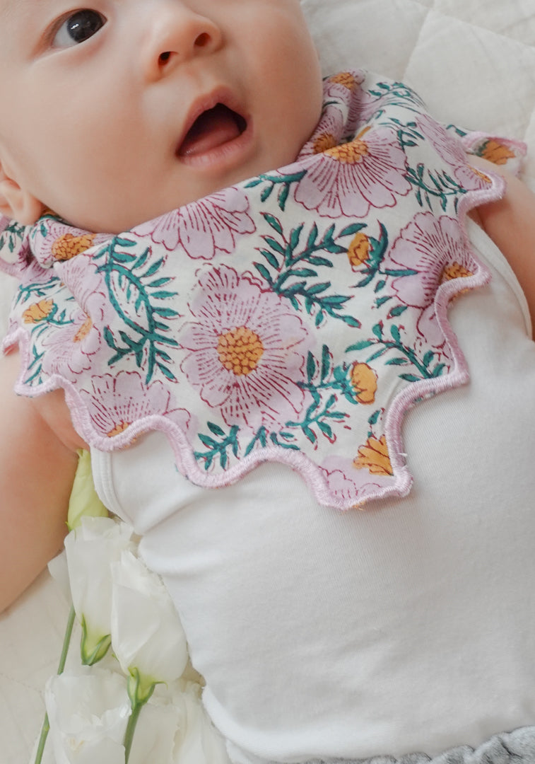 Wave Embroidered Handkerchief | sakana sakana sakana