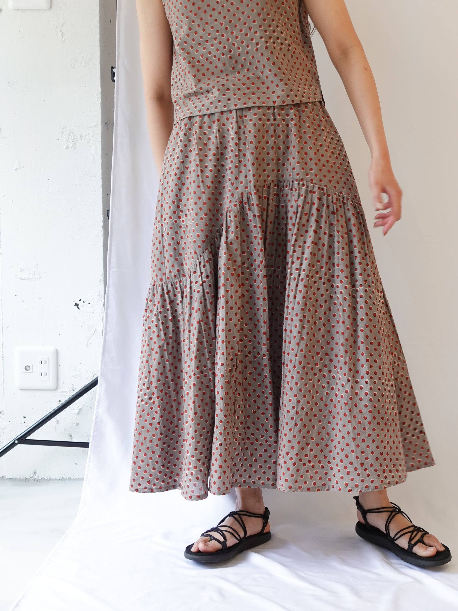 Wavy gathered skirt | Hidden Heart Ash