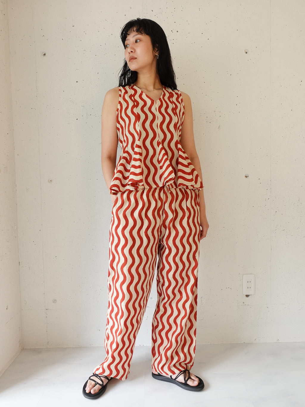 Wavy Panel Top | Red