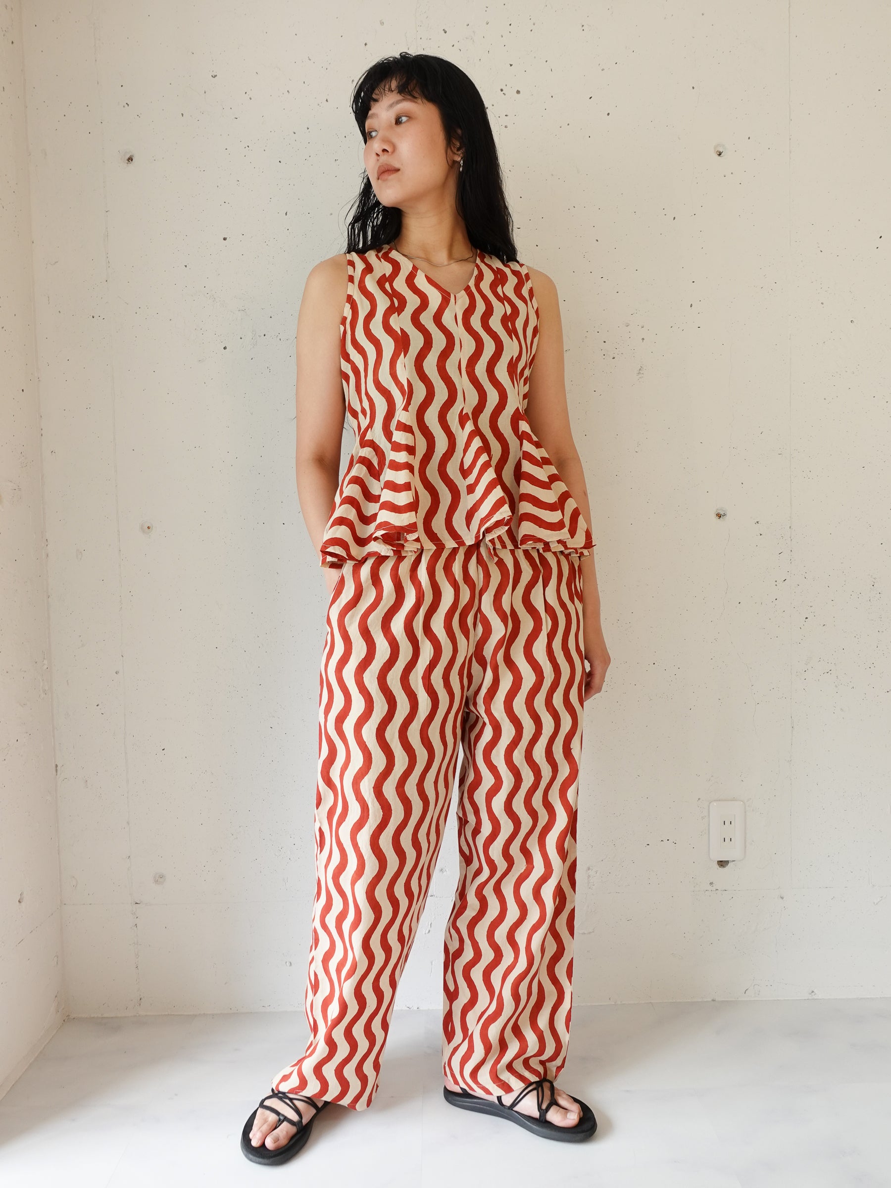 Wavy Panel Top | Red