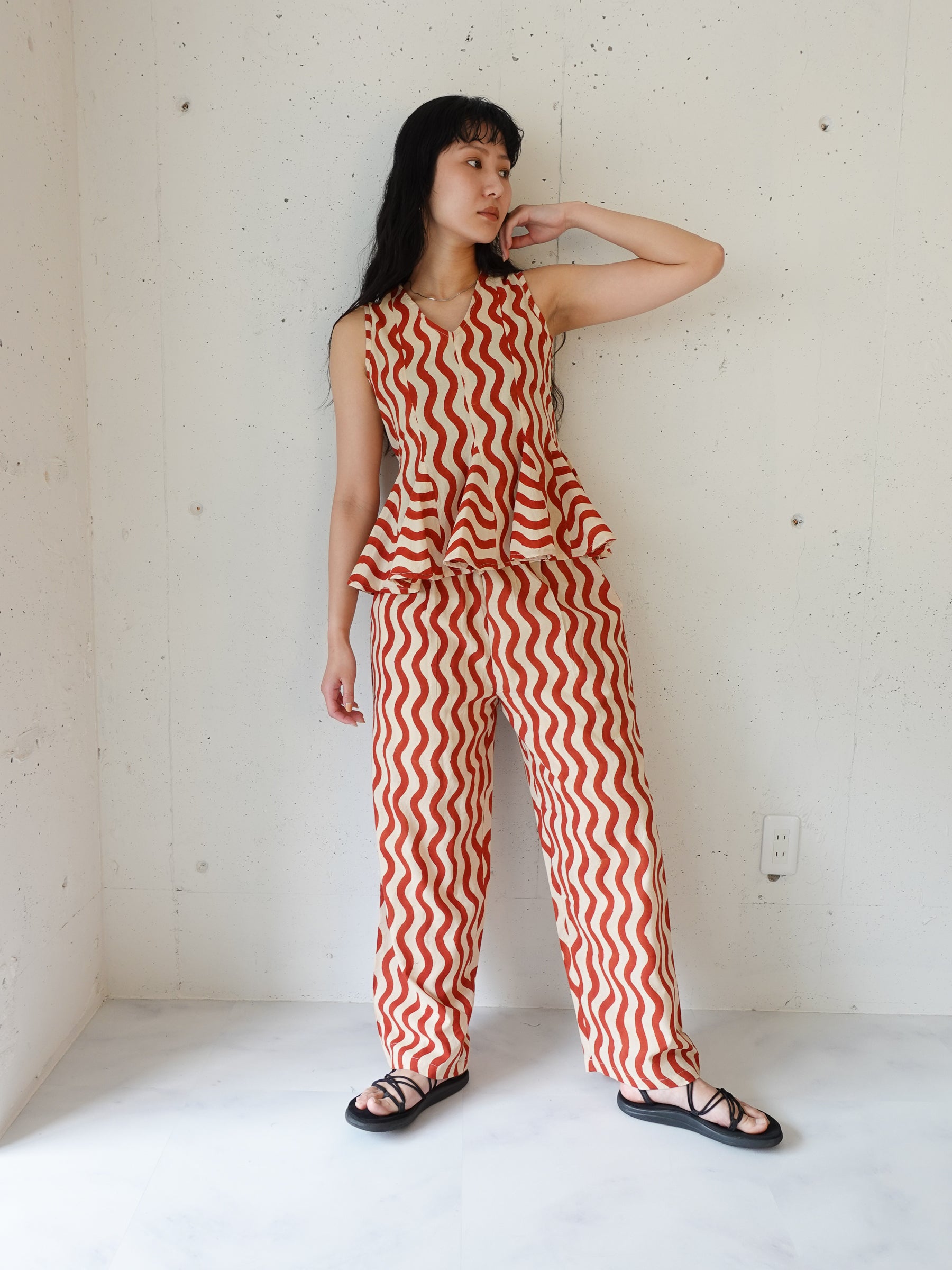 Wavy Panel Top | Red