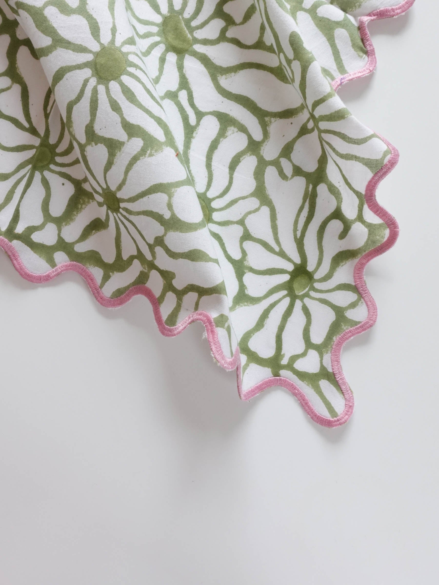 Wave Embroidered Handkerchief | matcha cosmos