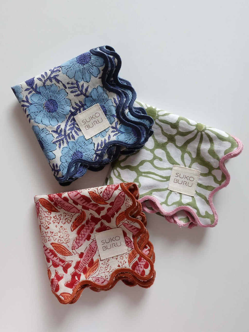 Wave Embroidered Handkerchief | matcha cosmos