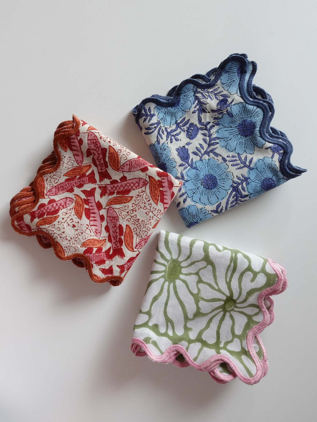 Wave Embroidered Handkerchief | matcha cosmos